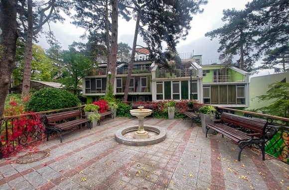 Таунхаус в лесу с бассейном и СПА Горное Ялта