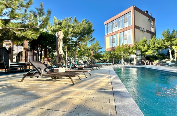 Вилла Слон в лесной зоне с подогреваемым бассейном и баней Кореиз Ялта