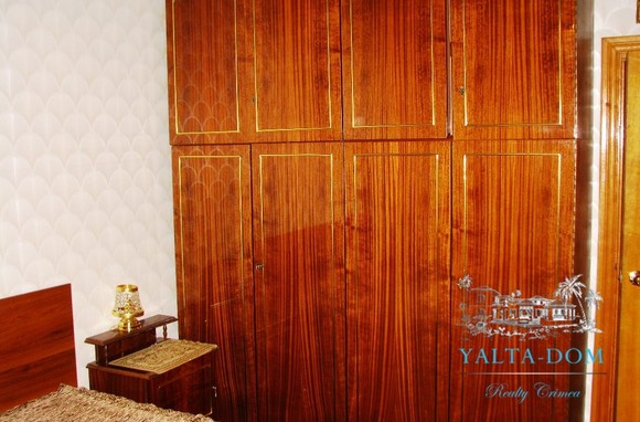 Квартира трехкомнатная по ул. Московская в центре Ялты