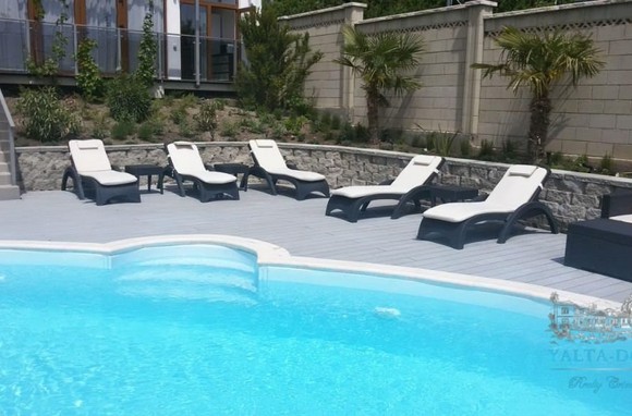 Вилла с открытым бассейном, близко к морю